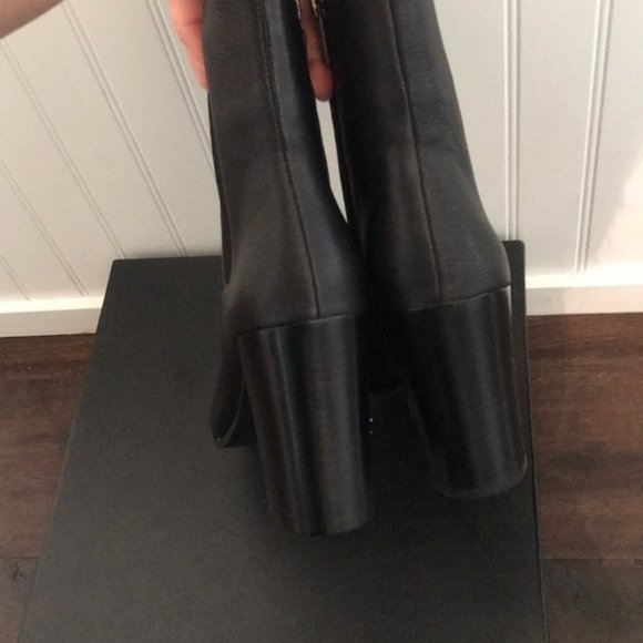 NIB ~ KENNETH COLE JUSTIN ANKLE BOOTS BLACK LEATHER sz 9.5 - Picture 7 of 8